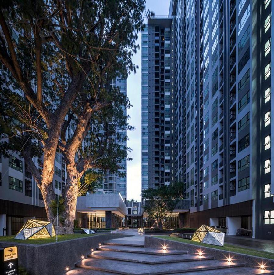 The Base Infinity Apartment Pattaya Exterior foto