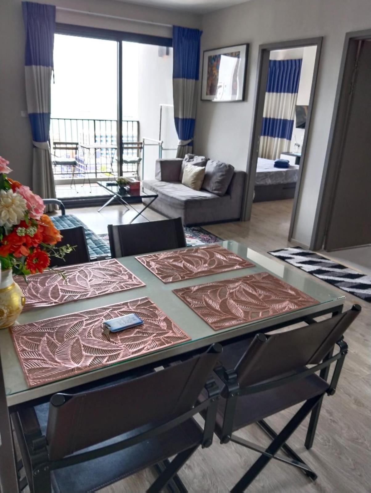 The Base Infinity Apartment Pattaya Exterior foto