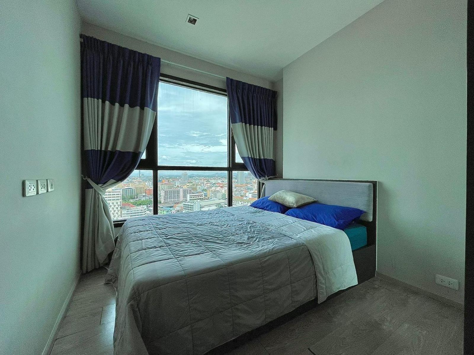The Base Infinity Apartment Pattaya Exterior foto